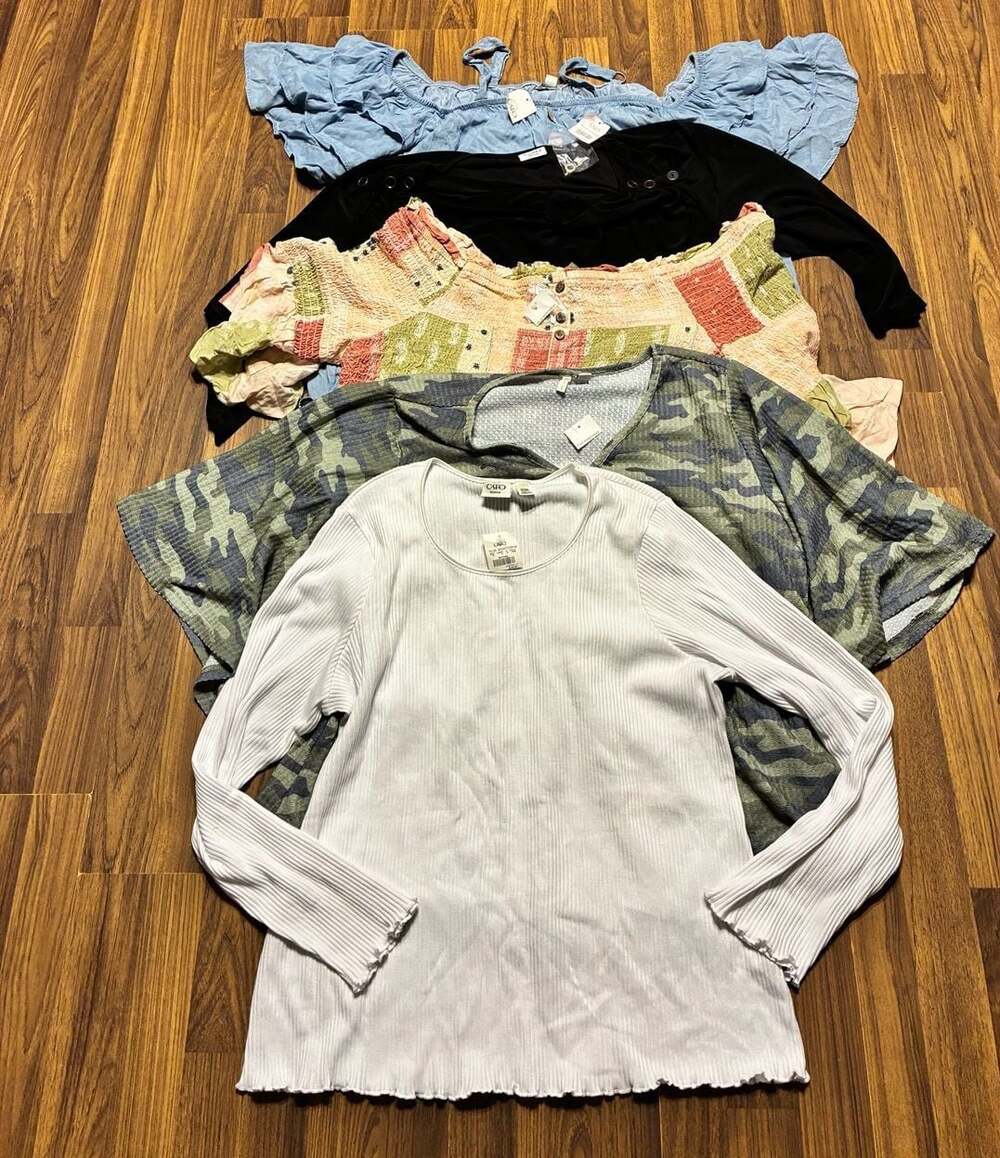 Cato Woman Plus Size Assorted Lot of 5 Women's Tops